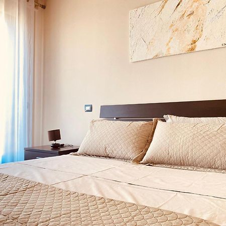 Nemis Apartments In The Centre Of Tirana Four Free Parking Екстериор снимка