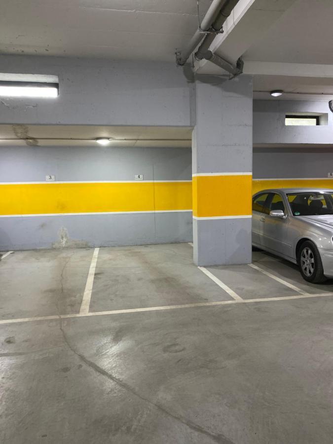 Nemis Apartments In The Centre Of Tirana Four Free Parking Екстериор снимка