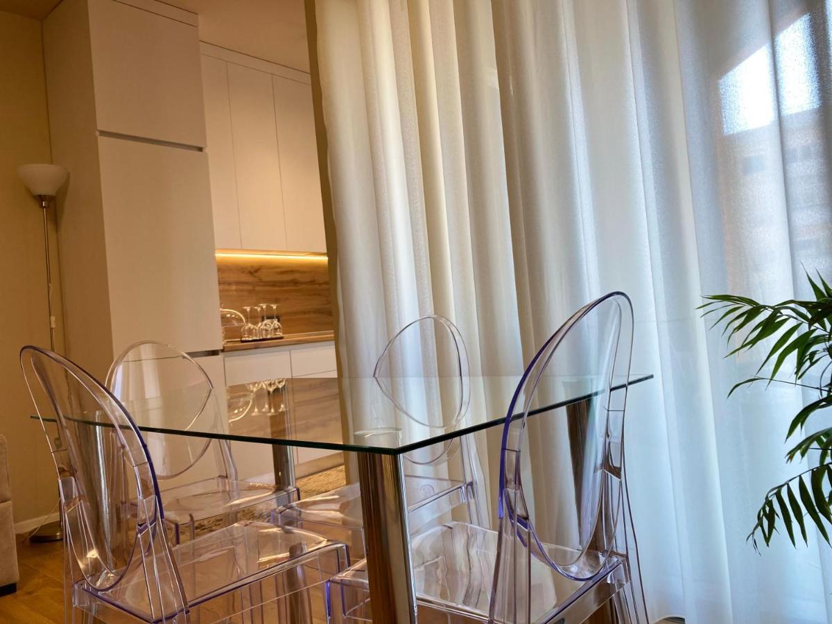Nemis Apartments In The Centre Of Tirana Four Free Parking Екстериор снимка