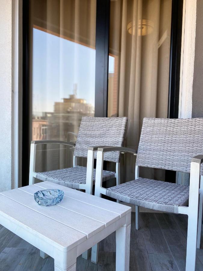 Nemis Apartments In The Centre Of Tirana Four Free Parking Екстериор снимка