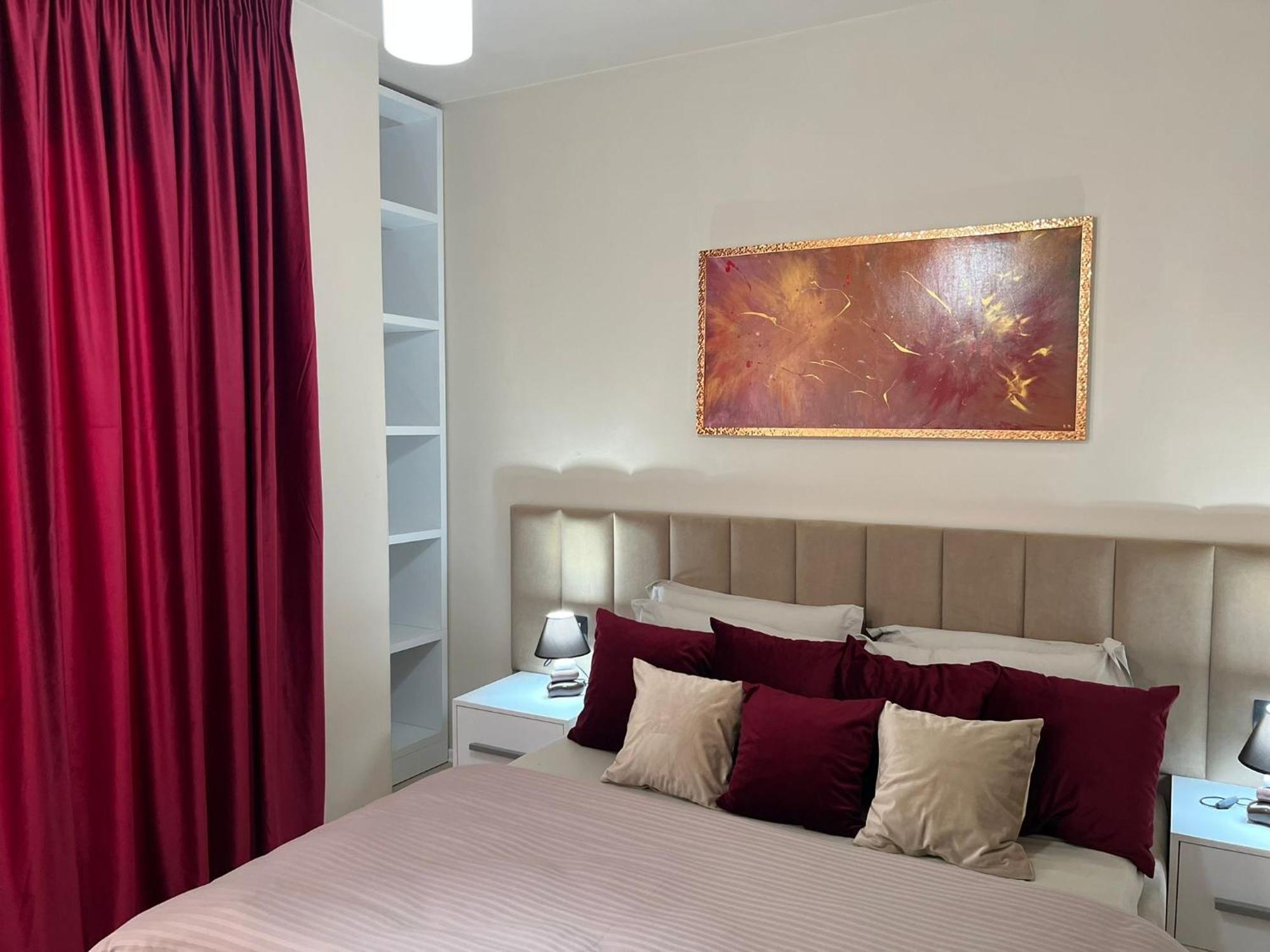 Nemis Apartments In The Centre Of Tirana Four Free Parking Екстериор снимка