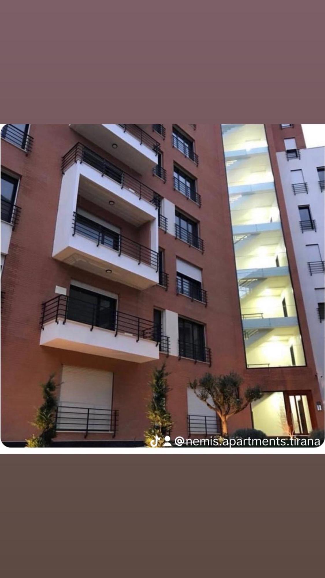 Nemis Apartments In The Centre Of Tirana Four Free Parking Екстериор снимка